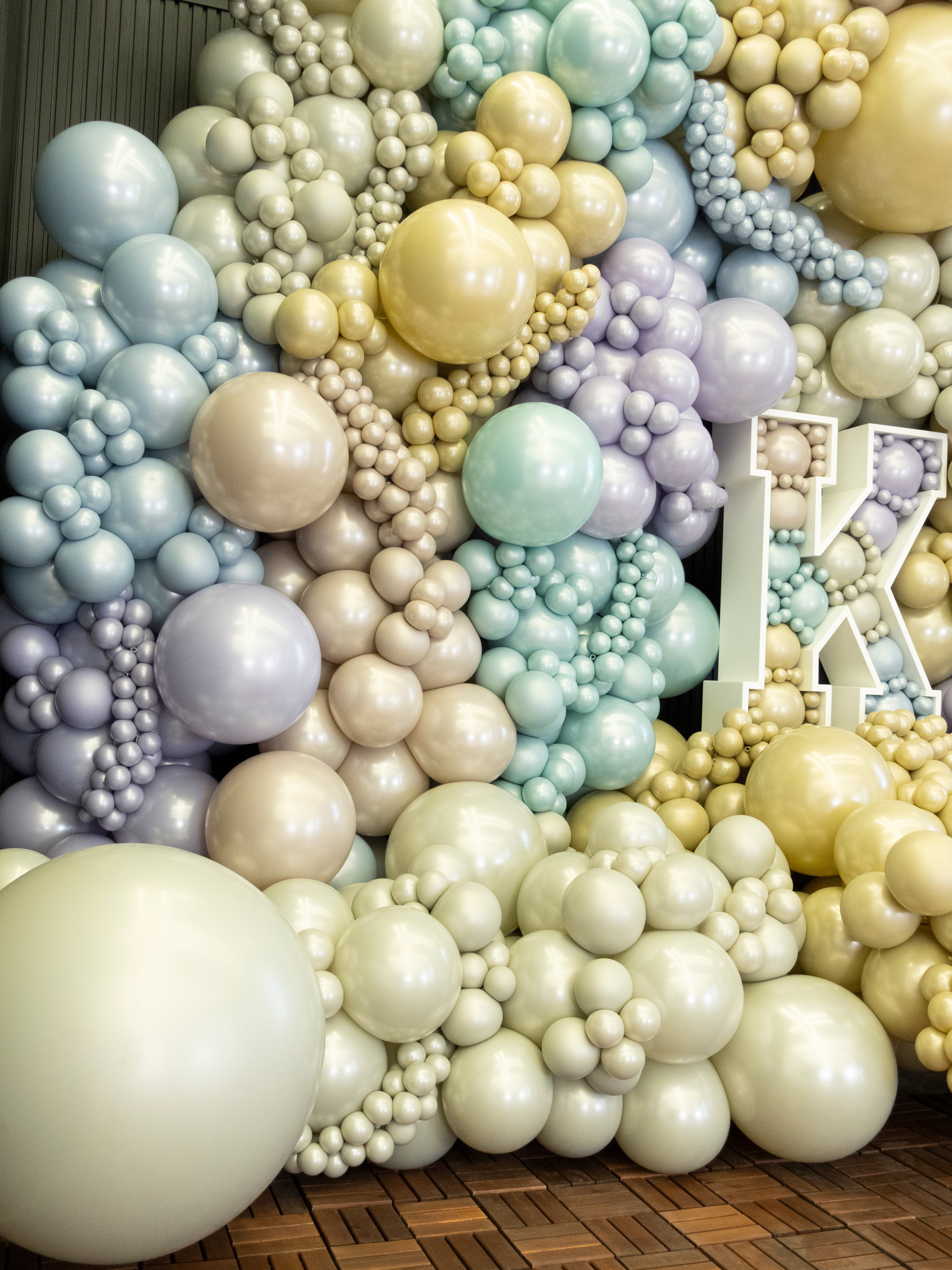 12" Kalisan Brand Latex Balloons Aura Ice Mint (50 Per Bag) - Image 37