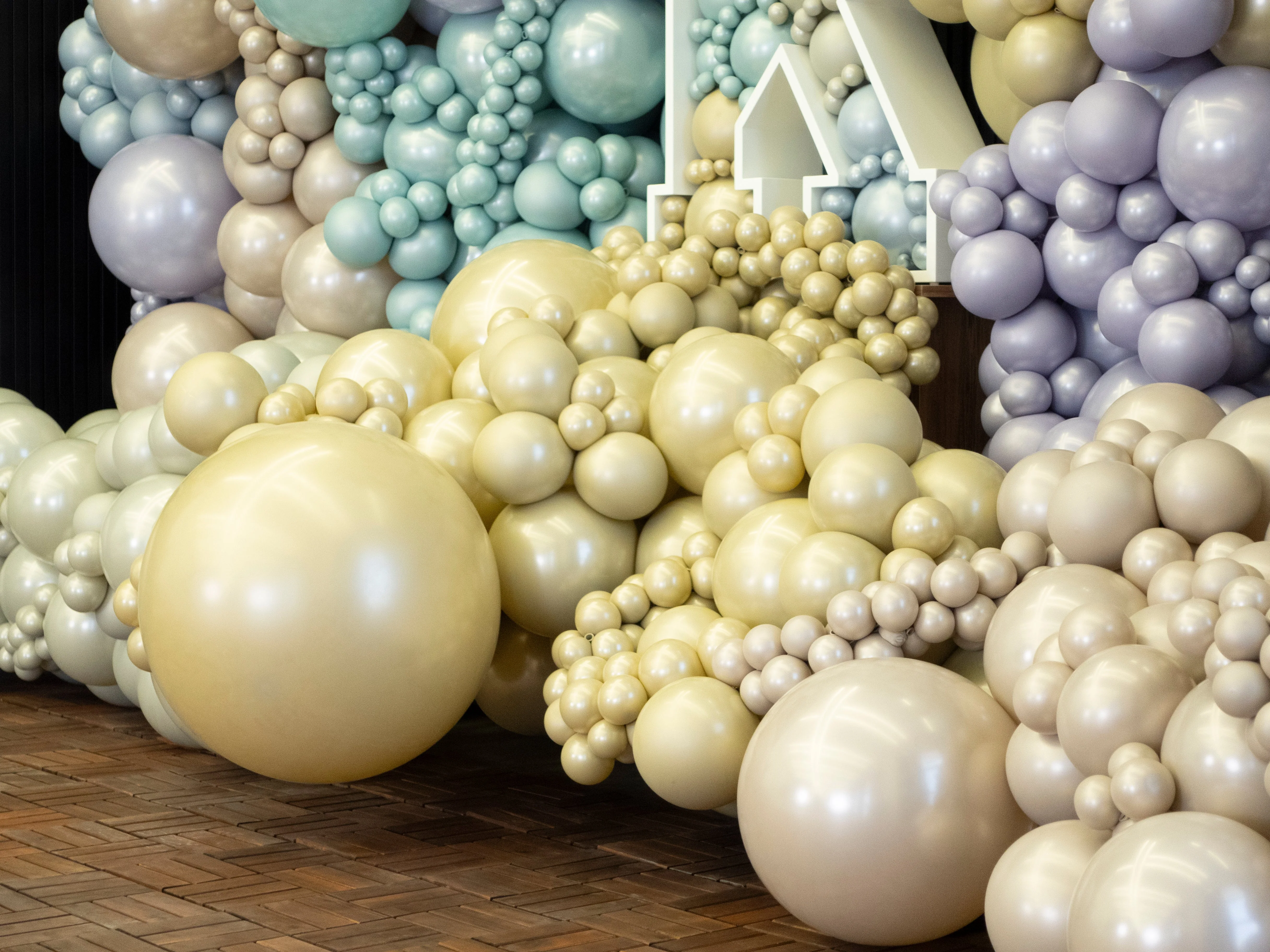 18" Kalisan Brand Latex Balloons Aura Beige Cream (25 Per Bag) - Image 35