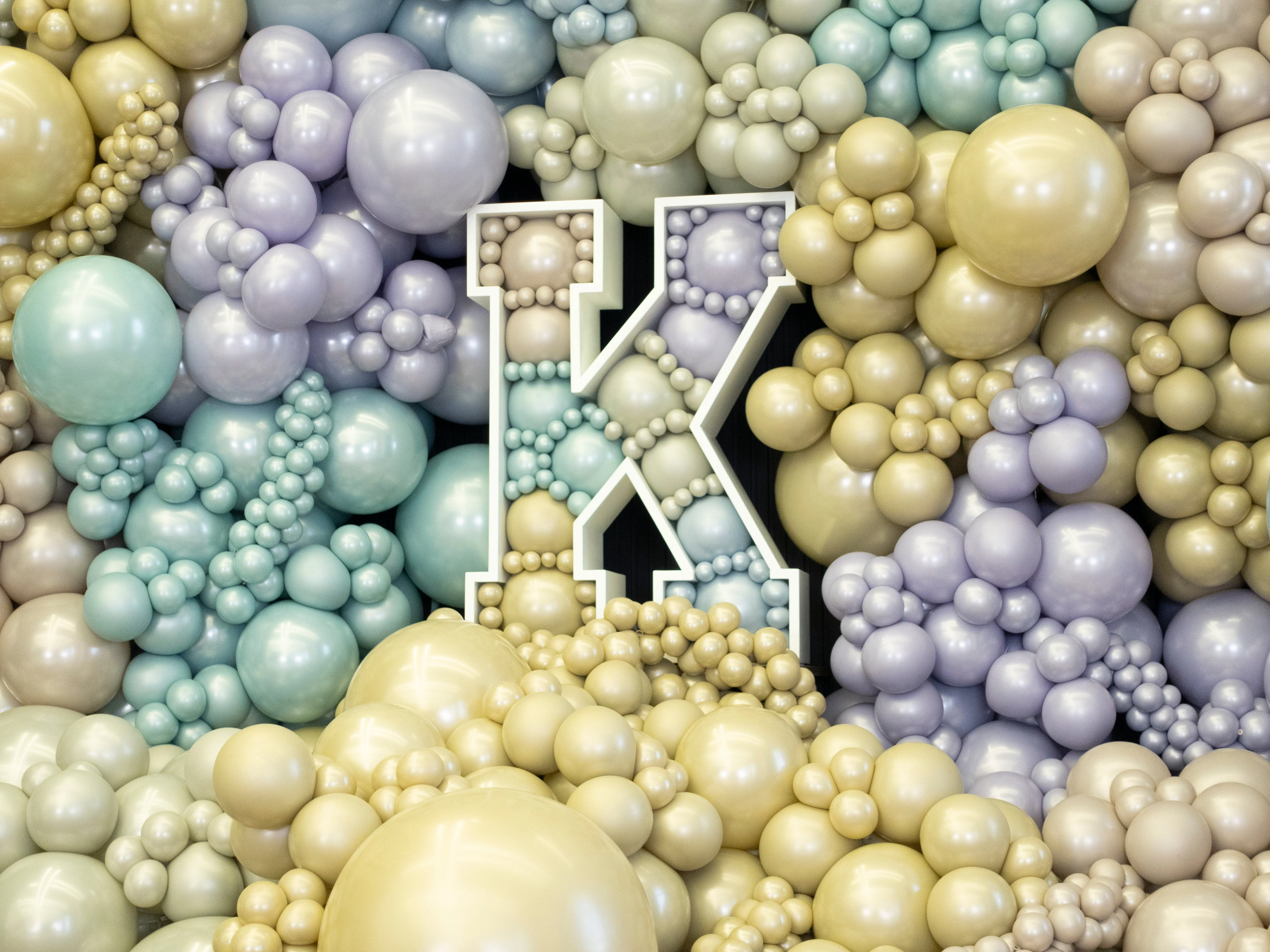 260K Kalisan Brand Twisting Latex Balloons Aura Ice Blue  (50 Per Bag) Nozzle Up - Image 33