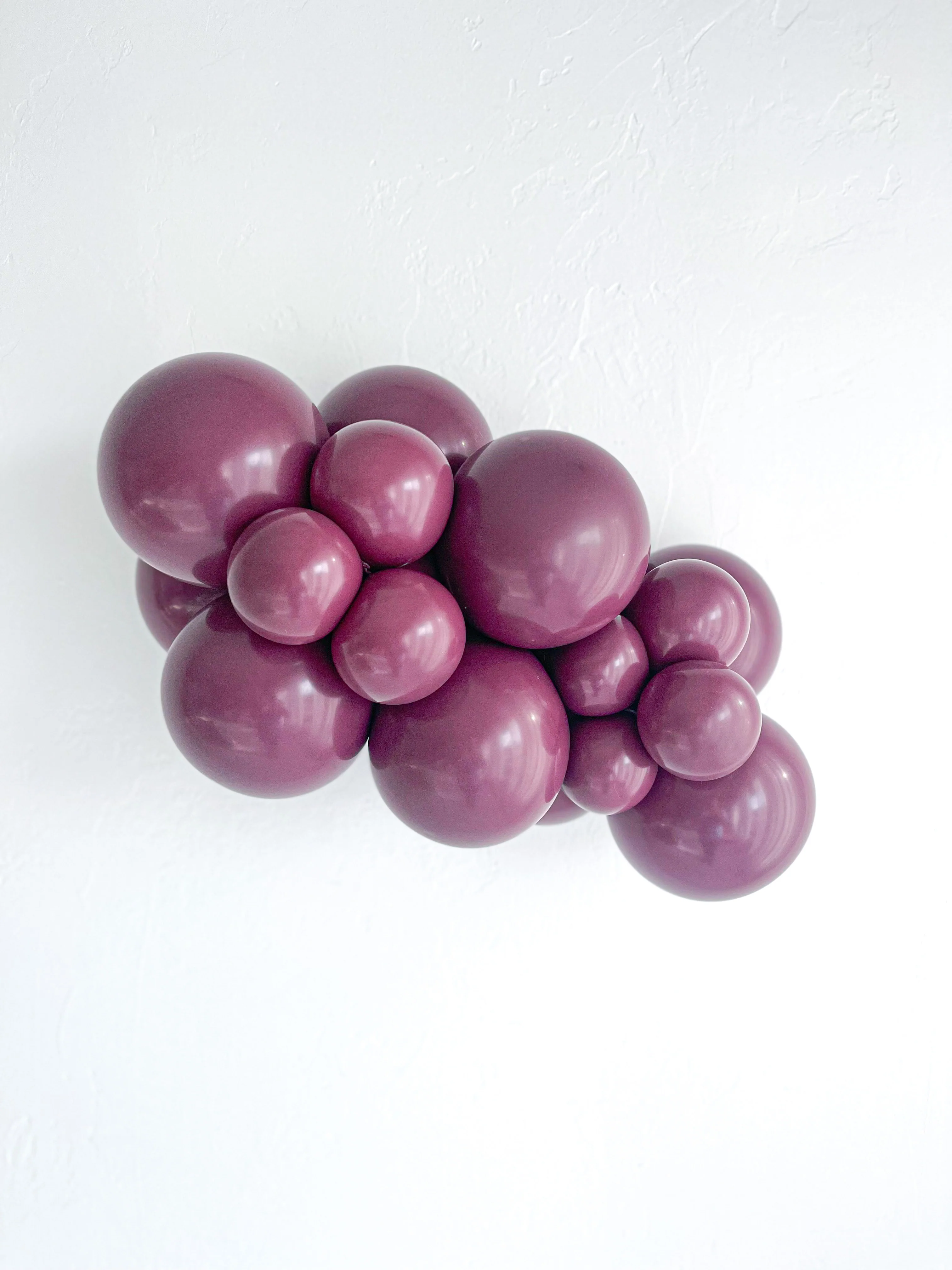 36" Sangria Tuftex Latex Balloons Designer Balloons (2 Per Bag) - Image 3