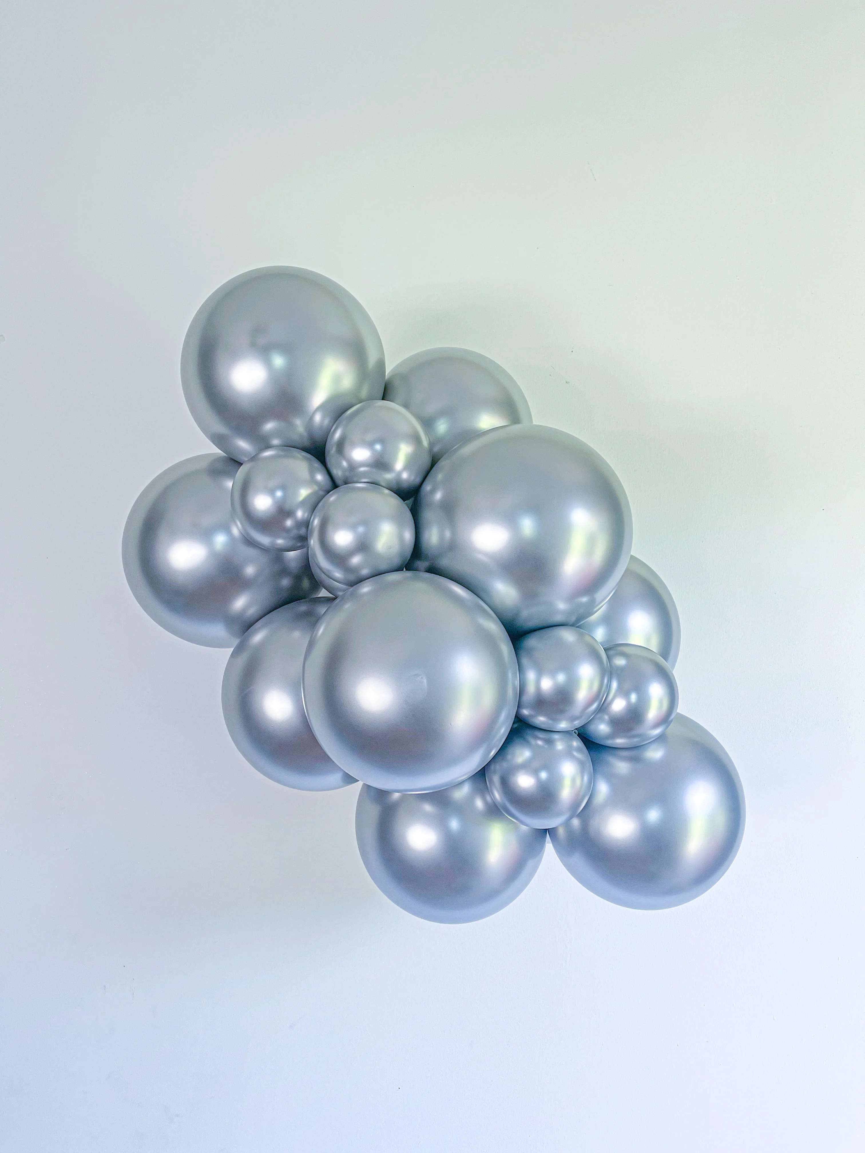 36" Silvery Chrome Like Tuftex Effects Latex Balloons (2 Per Bag) - Image 2